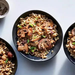 Sorghum with mushroom and miso