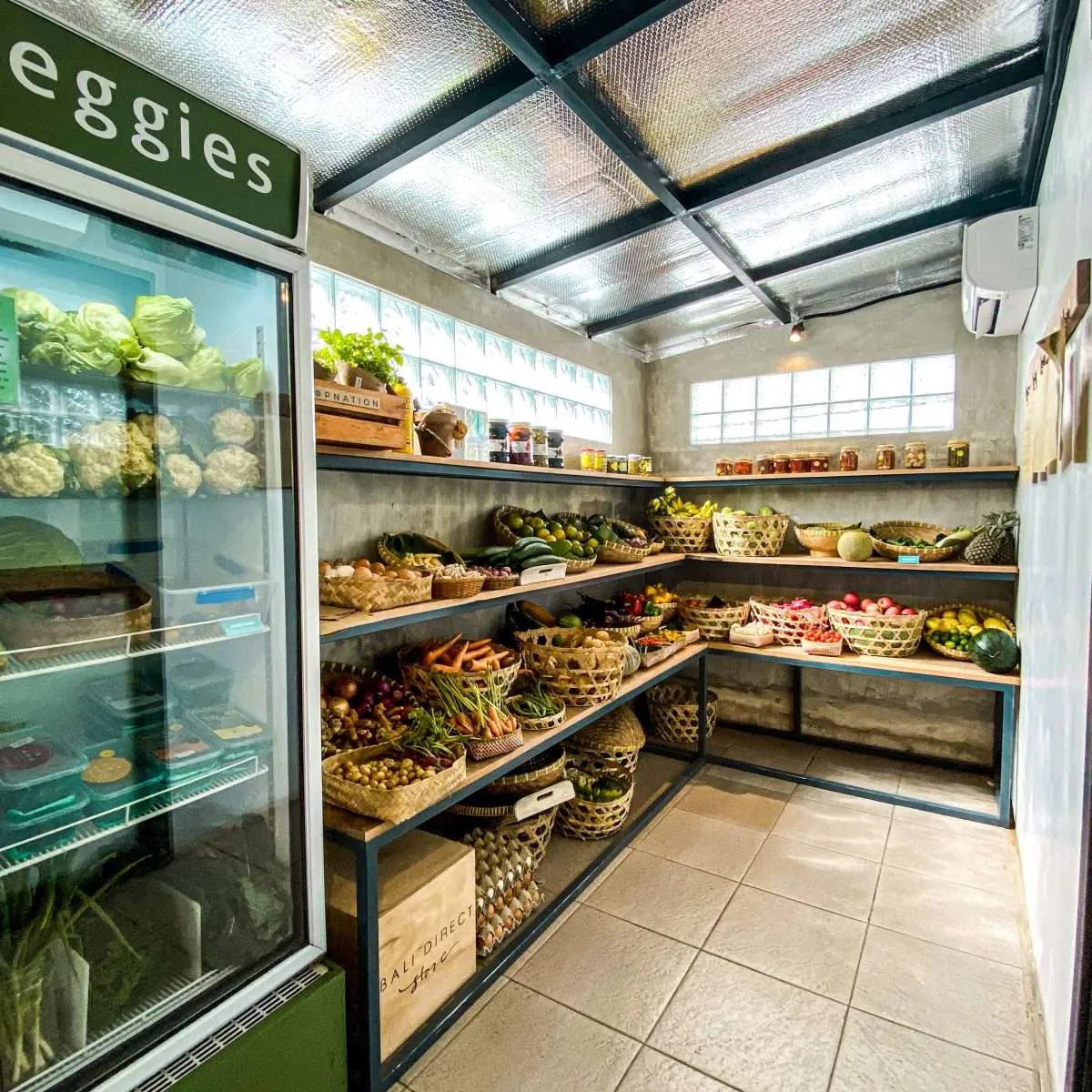 chillroom in Bali Direct Store pererenan